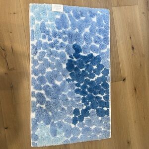 NWT Lulu DK for Matouk bath mat